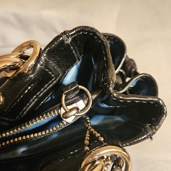 Coach Black Pantent Leather Handbag lots of pockets comes with Dust Bag - Picture 15 of 16